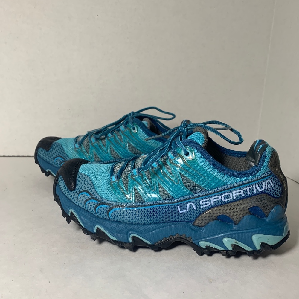 Women’s la Sportiva ultra Raptor hiking shoes sz 6